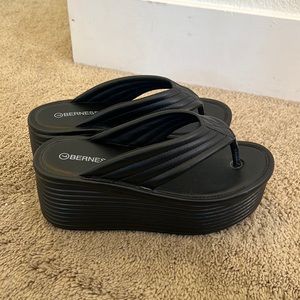 Y2K Dolls kill black platform flip flops